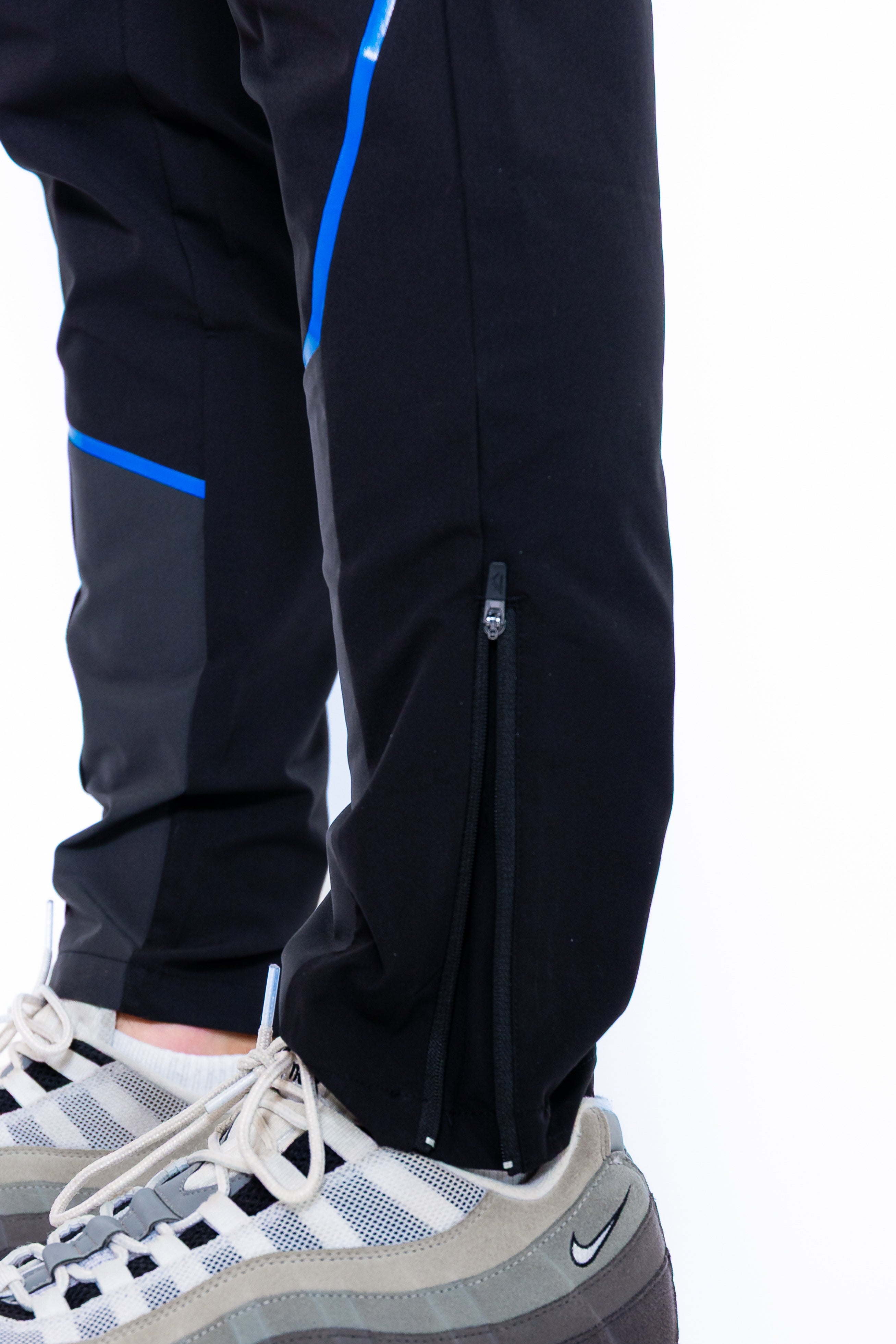 Strike Bottoms - Black/Blue