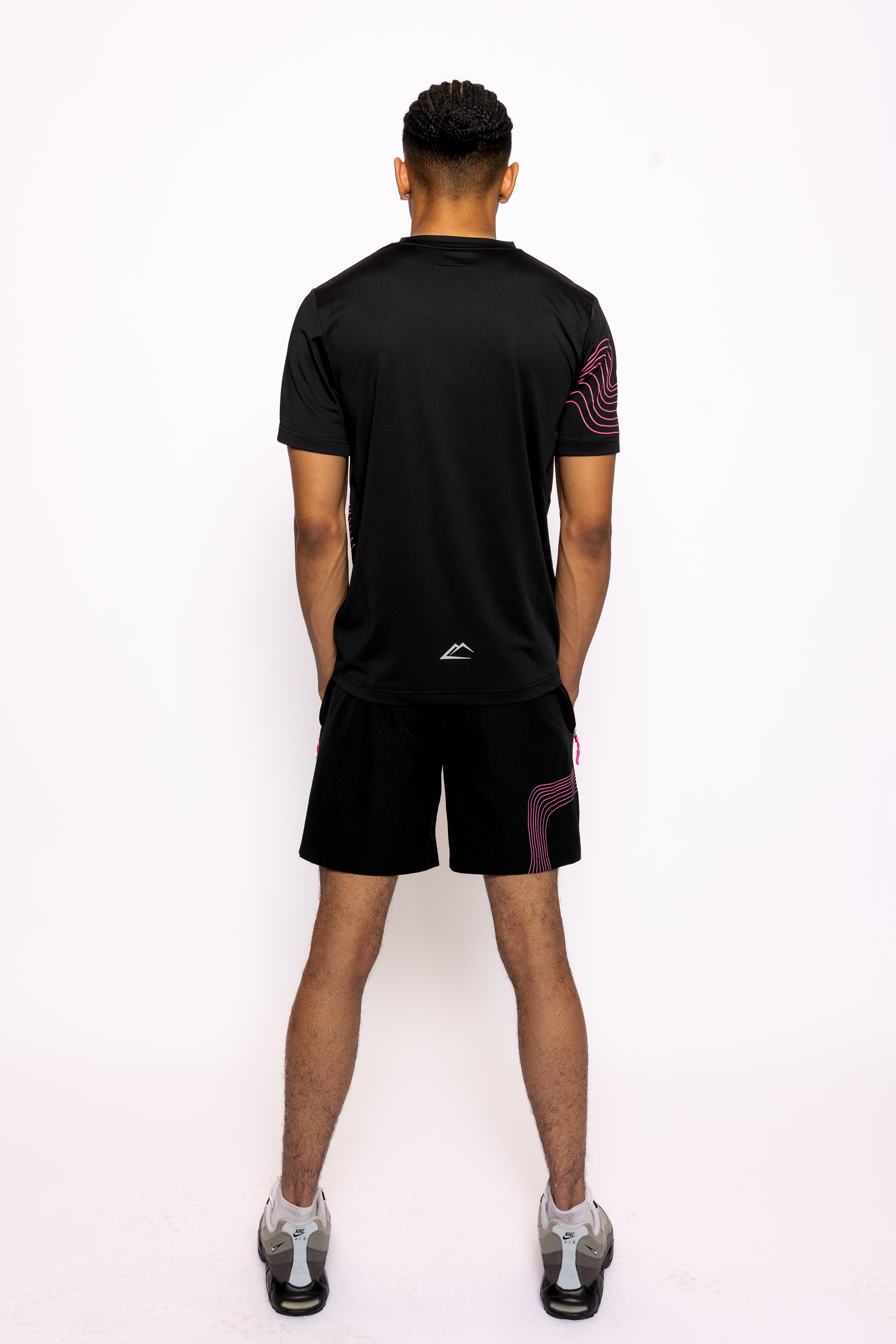 Wave T-Shirt - Hyper Pink/Black