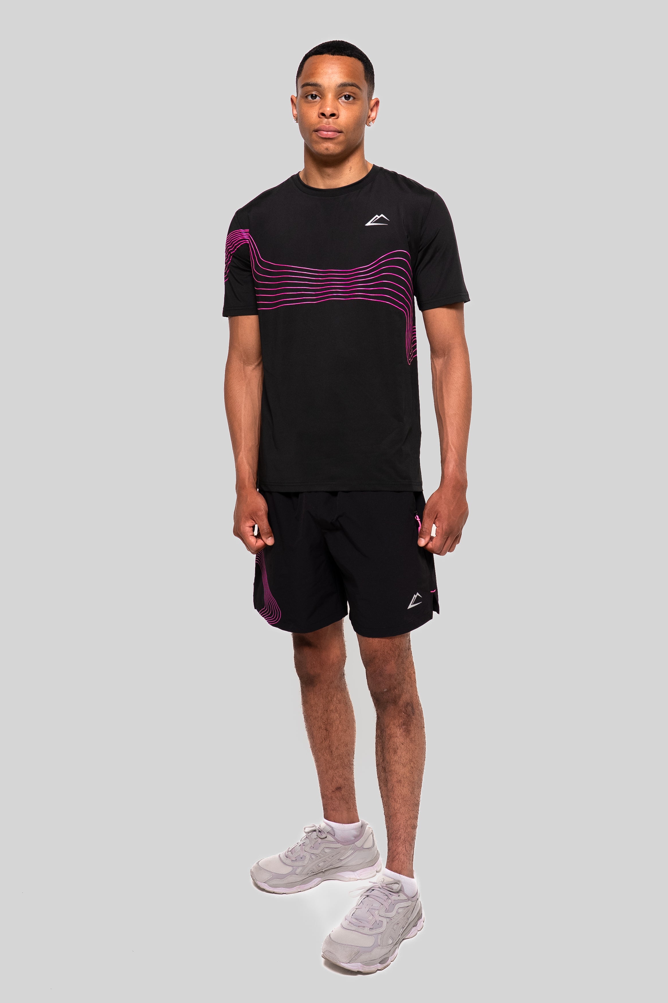 Wave 2.0 Shorts - Hyper Pink/Black
