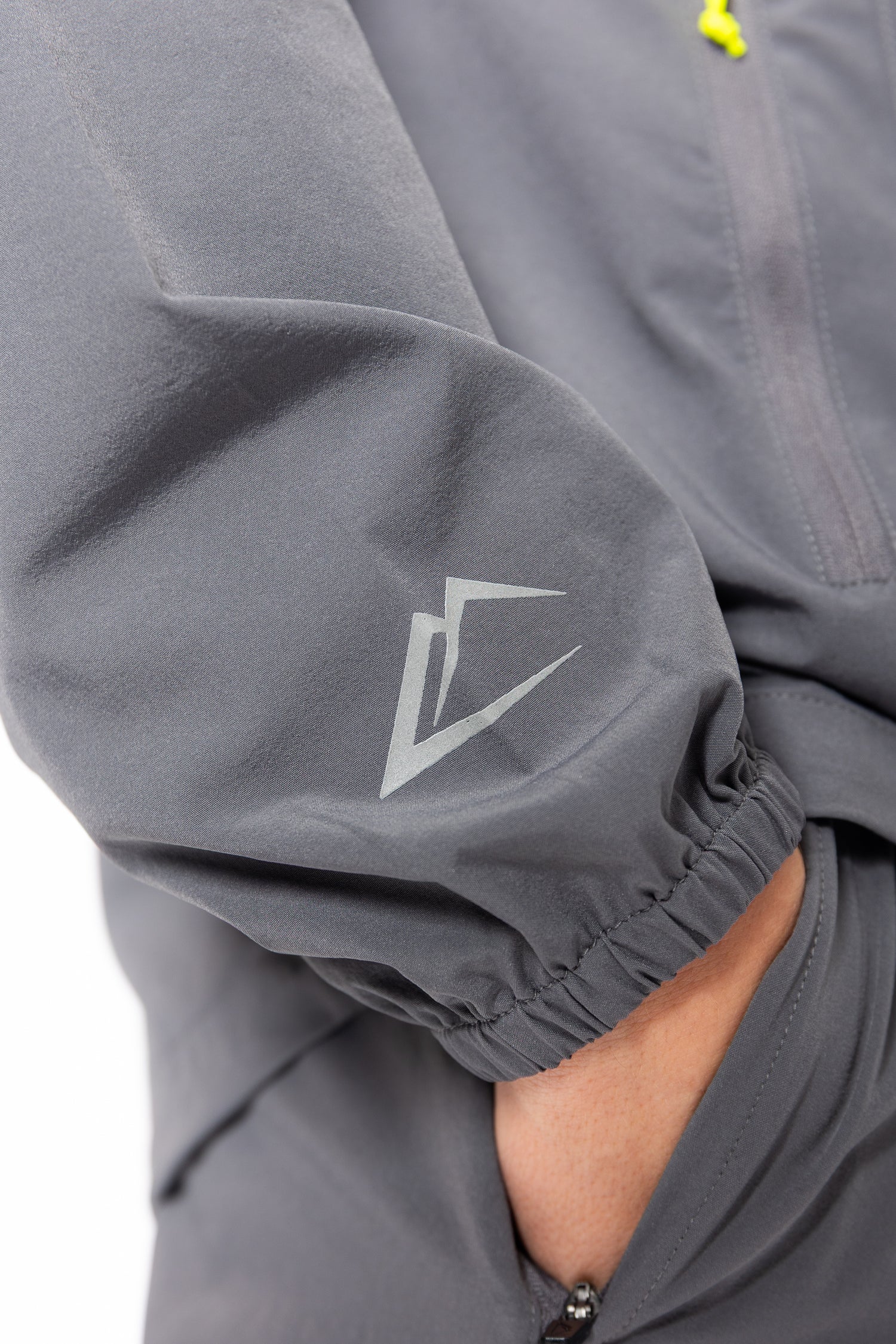 Surge Tracksuit - Smoke Grey/Neon