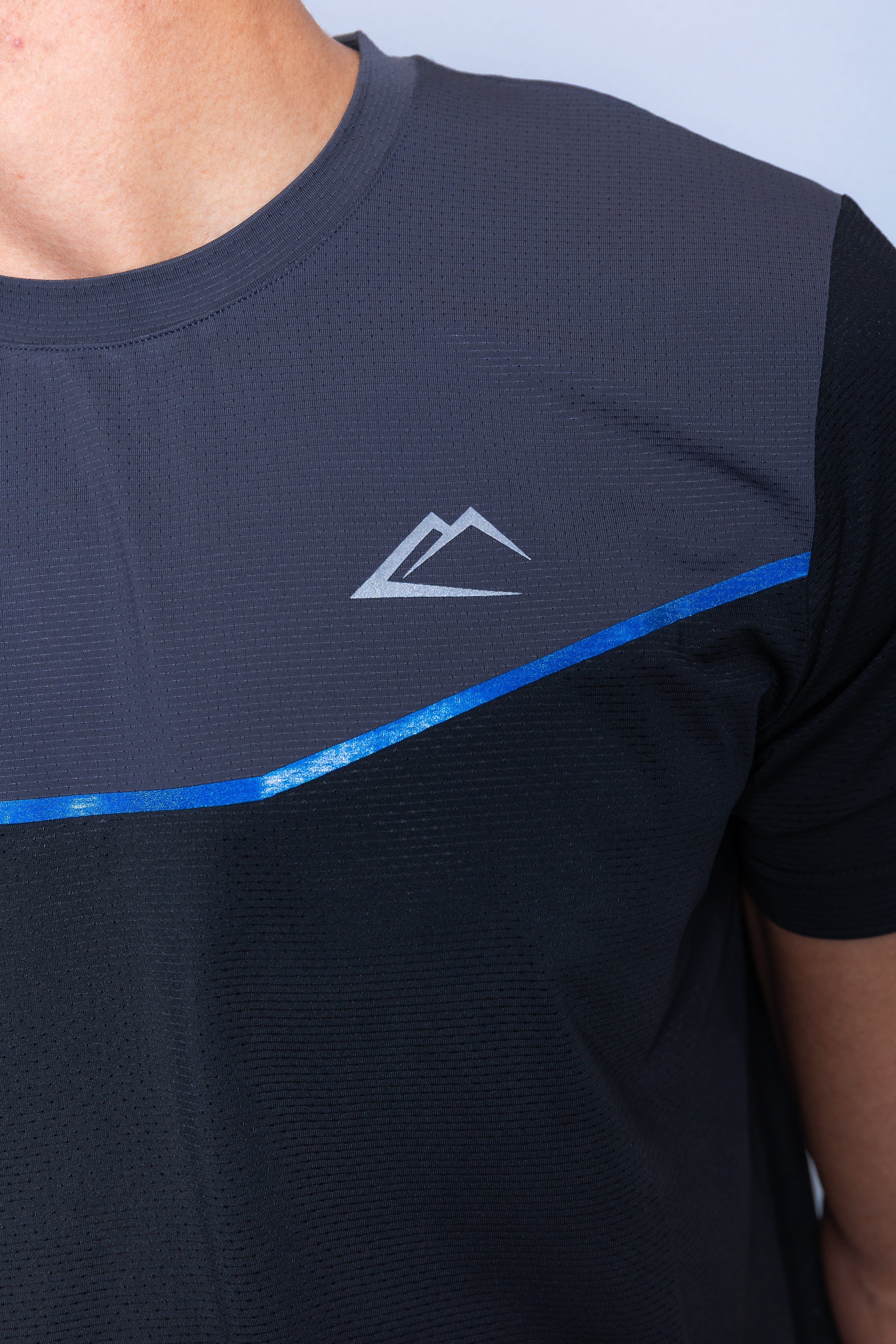 Strike Tee - Black/Blue