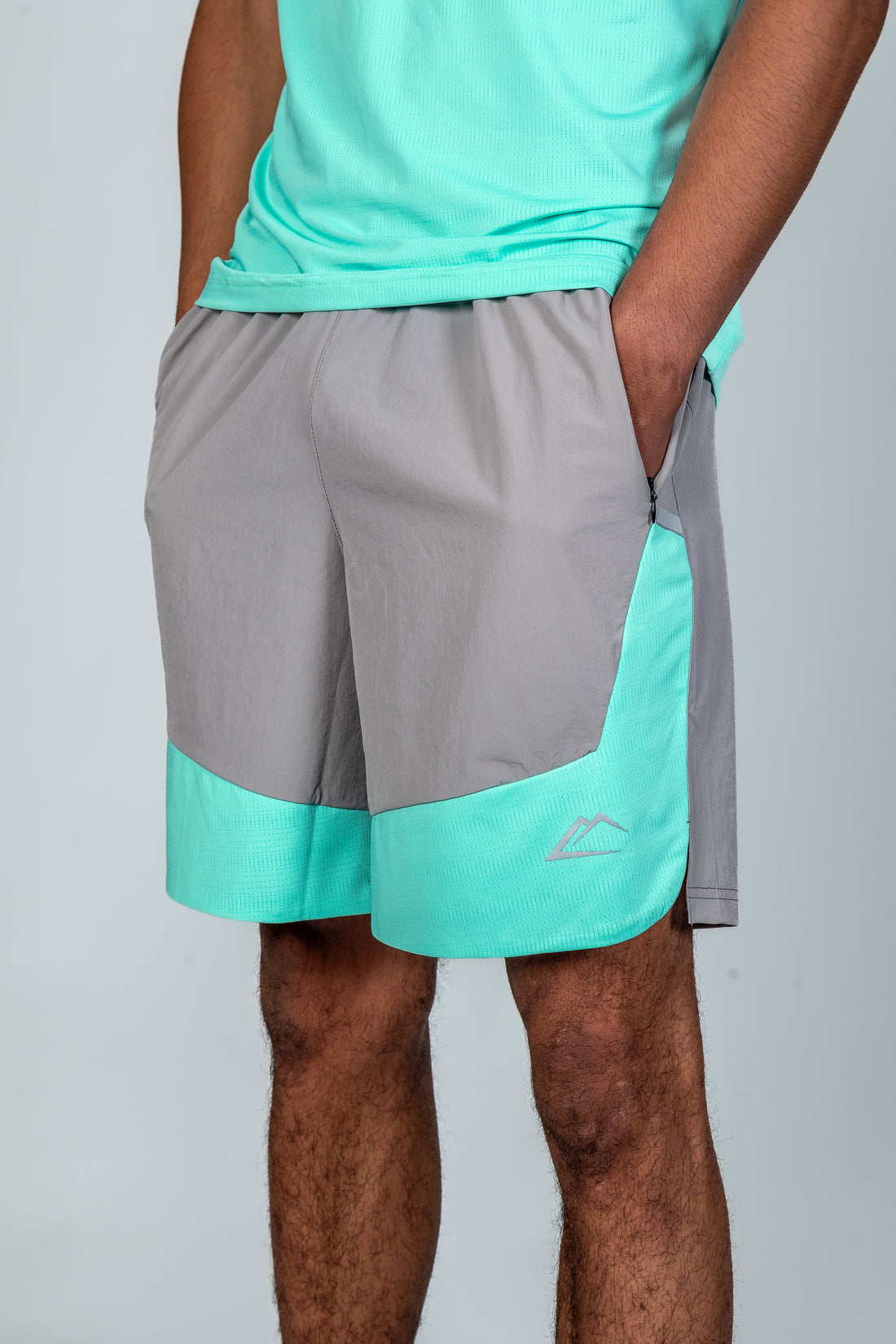 Rise Shorts - Grey/Hyper Turquoise