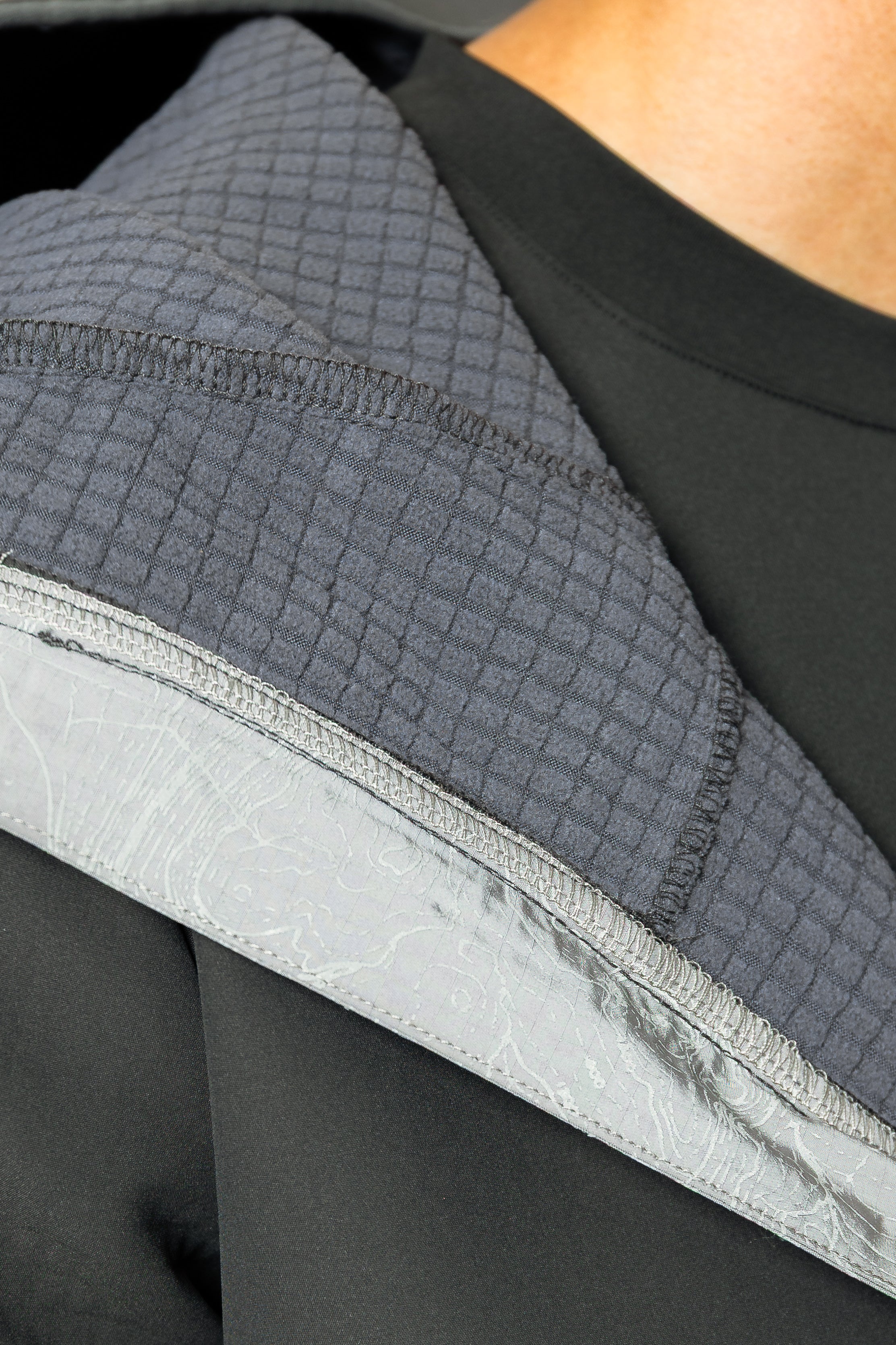 Polar Tracksuit - Charcoal