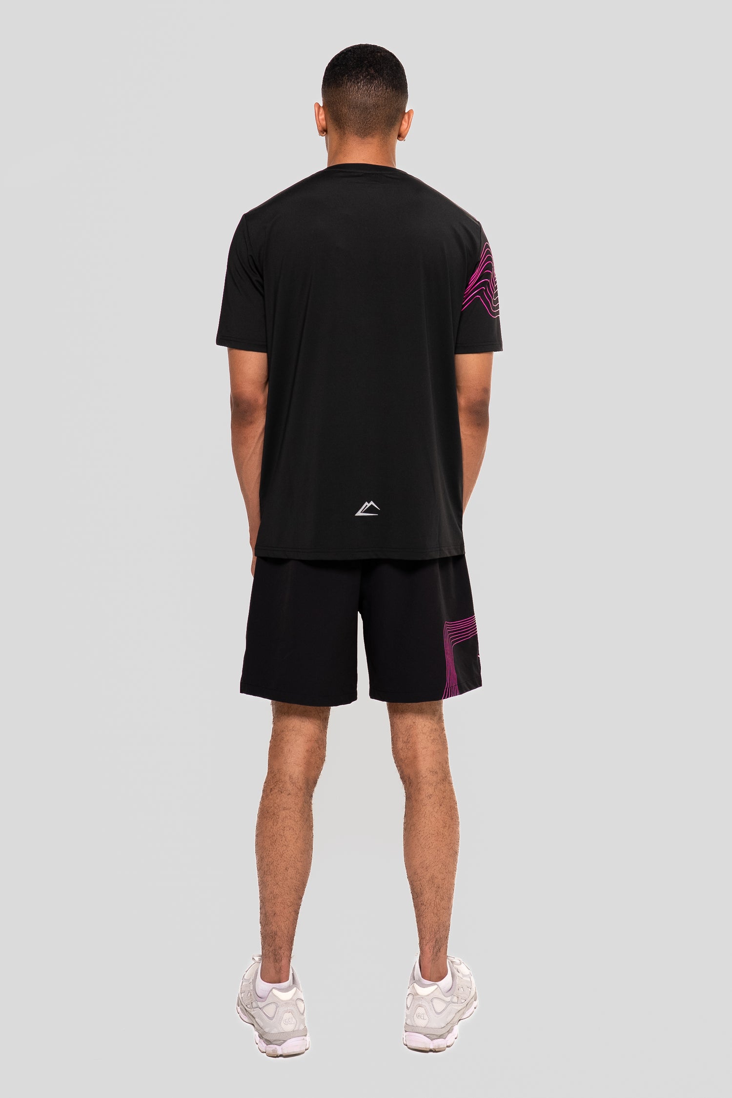 Wave 2.0 T-Shirt - Hyper Pink/Black