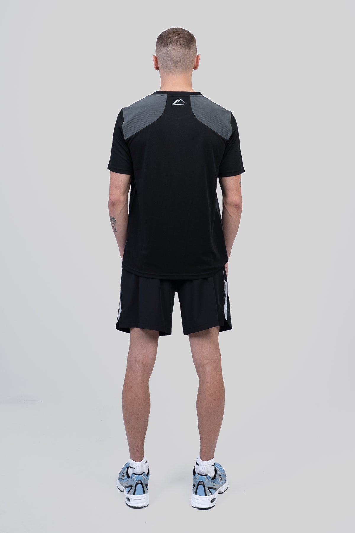 Tempo Tee - Black/Gunmetal Grey