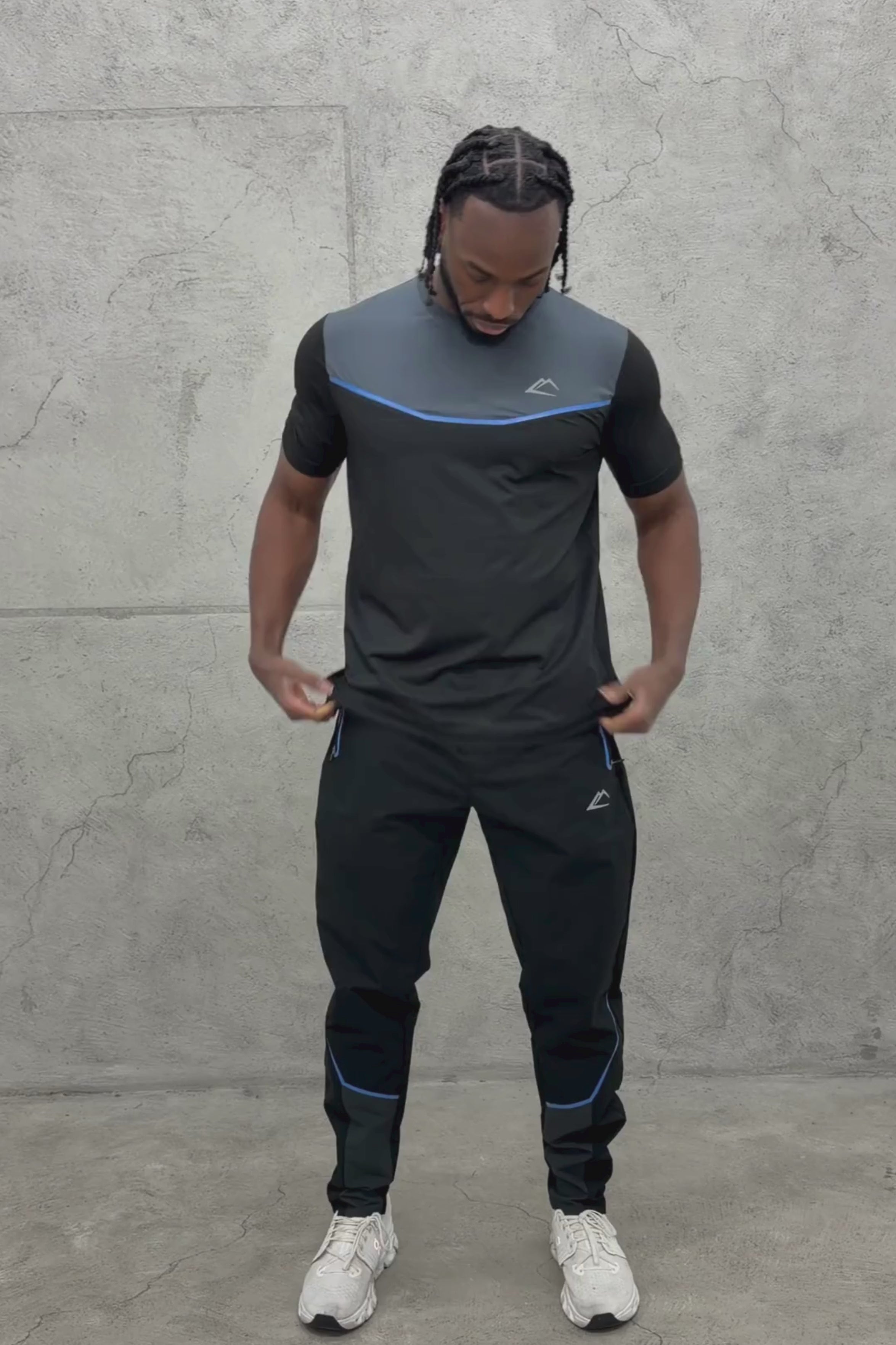 Strike Tee - Black/Blue